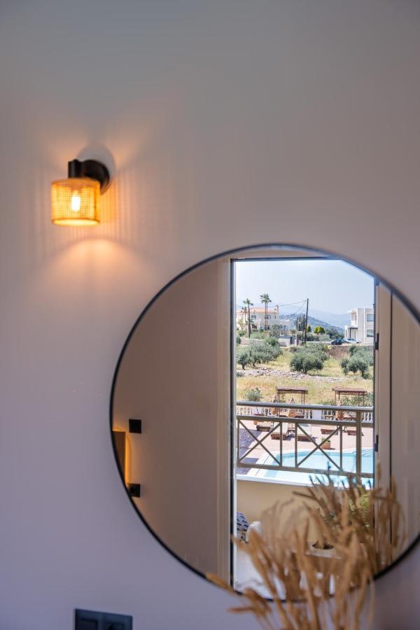 Notos Heights Hotel & Suites Mália Kültér fotó